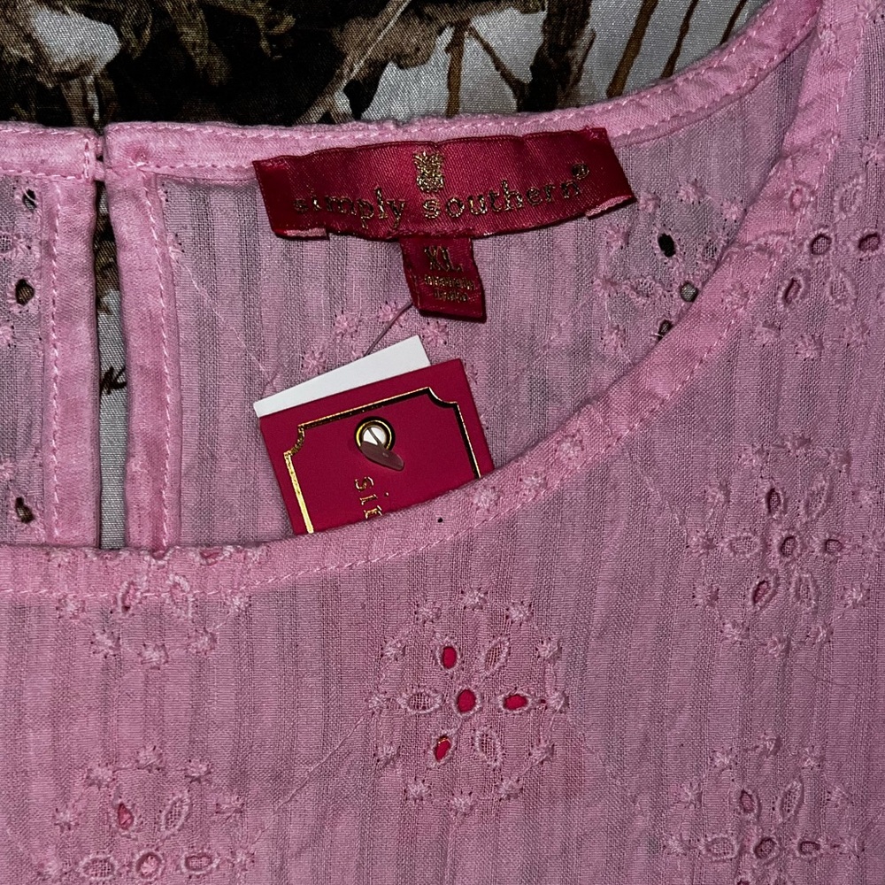Simply Southern Pink Blouse NWT - Picture 2 of 3